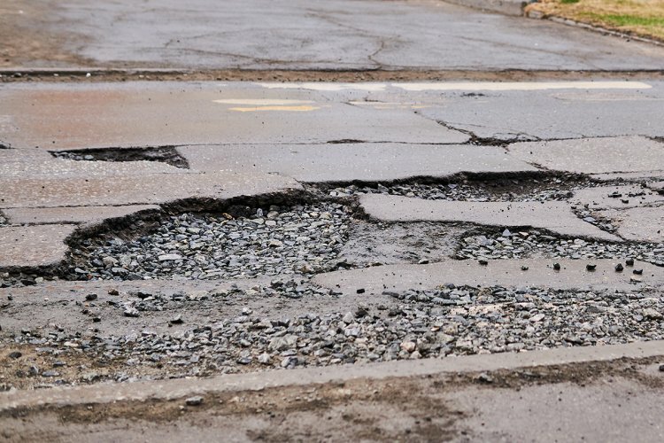 В Перми обследуют дороги для экспресс-ремонта литым асфальтобетоном